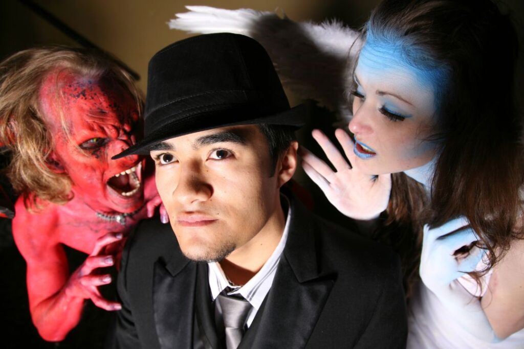 A culpa é do diabo - A Vida conforme a bíblia - Felipe Leão