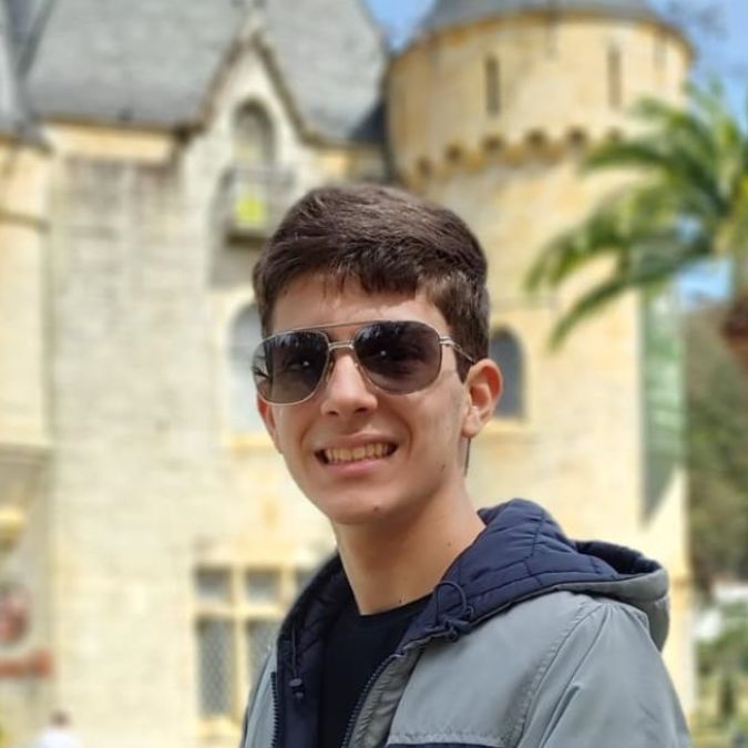 Picture of Por Felipe Leão de Almeida