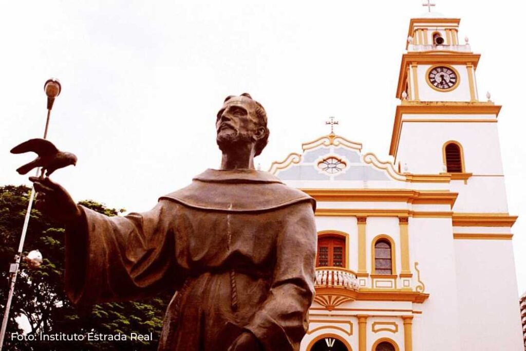 A presença franciscana em nossa paróquia - São Lourenço Mártir